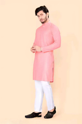 Reso Men Kurta Pyjama Set