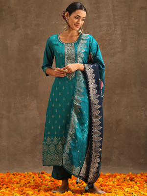 LIBAS Women Kurta Pant Set