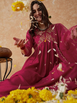 Tasrika Embroidered Kurta, Trouser/Pant & Dupatta Set