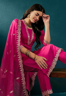 kvsfab Women Kurta Pant Dupatta Set