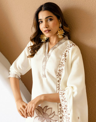 Skylee Women Kurta Pant Dupatta Set