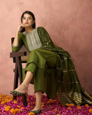 OMICRON FAB Women Kurta Pant Dupatta Set