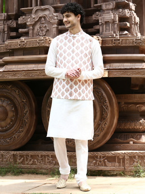 HOUSE OF DEYANN Men Kurta Churidar Ethnic Jacket Set