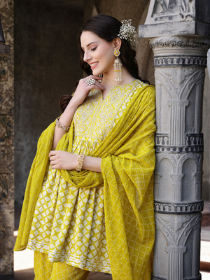 Stylum Women Kurta Sharara Dupatta Set