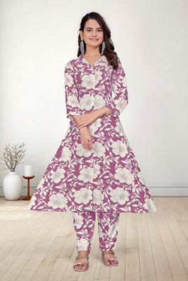 SuRamni Women Kurti Pant Set