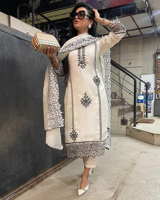 Tasrika Embroidered, Solid Kurta, Salwar & Dupatta Set