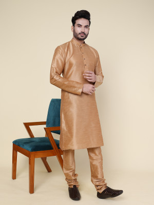 W & G Men Kurta Pyjama Set