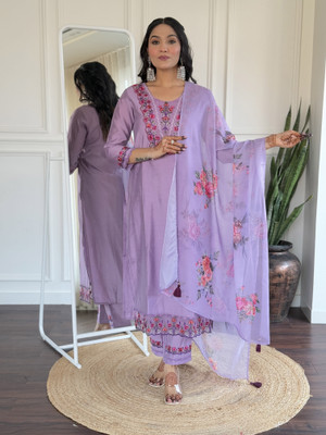 THE52 Women Kurti Pant Dupatta Set