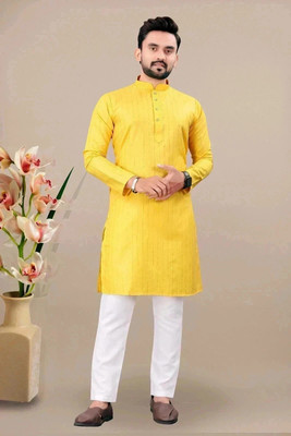 SHIVGARMENT Men Kurta Pyjama Set
