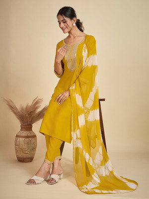 Vidusha Women Kurti Pant Dupatta Set