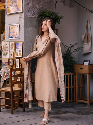 Gosriki Women Kurta Pant Dupatta Set