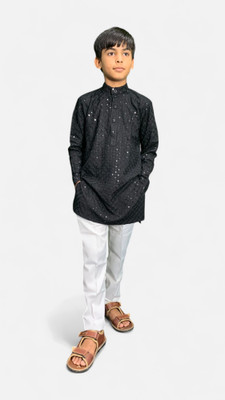 gargian master cut Boys Casual Kurta and Pyjama Set(Black Pack of 1)