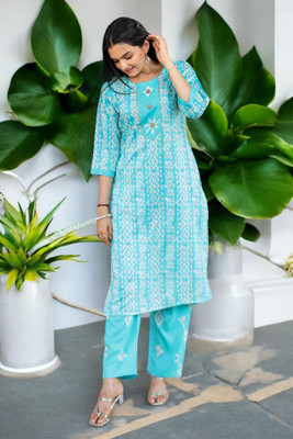 Gitaji Women Kurta Pyjama Set