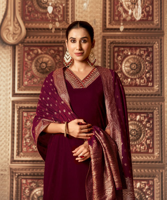 Skylee Women Kurta Pant Dupatta Set