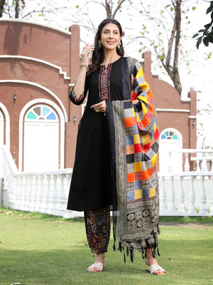 Stylum Women Kurta Pant Dupatta Set