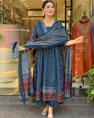 Divastri Women Kurta Palazzo Dupatta Set
