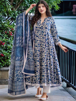 Tasrika Women Kurta Pant Dupatta Set