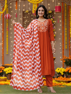 NAVLIK Women Kurta Pant Dupatta Set