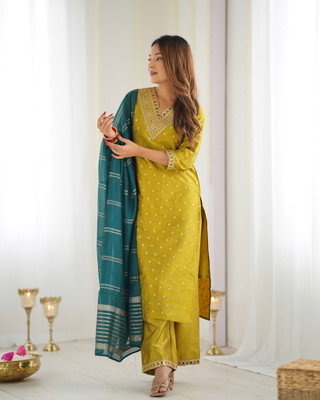 Tasrika Women Kurta Pant Dupatta Set