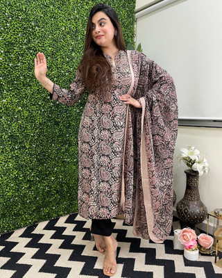 Gosriki Women Kurta Pant Dupatta Set