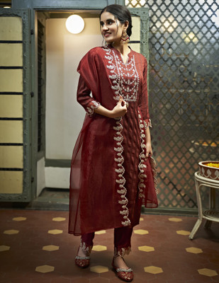 MOKOSH Women Kurta Pant Dupatta Set