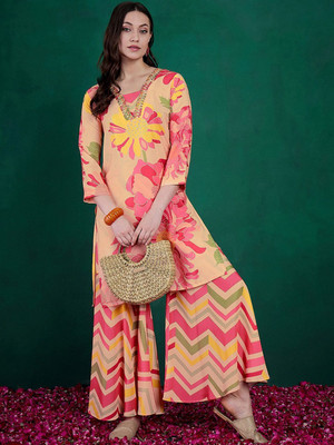 Sangria Women Kurti Pant Set