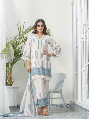 House of Pataudi Women Kurta Pant Dupatta Set