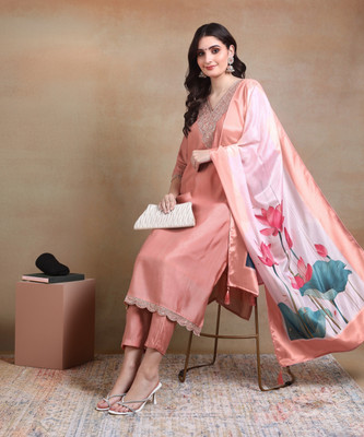 New Ethnic 4 You Women Kurta Pant Dupatta Set