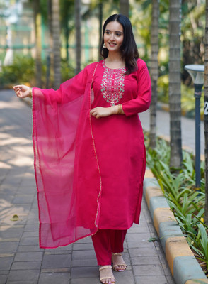 Trijal Fab Women Kurti Pant Dupatta Set