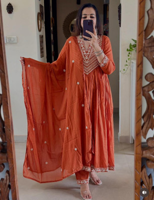 Kishori Designs Women Kurti Pant Dupatta Set