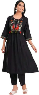 NAKSHKURTIS Women Kurta Pant Set