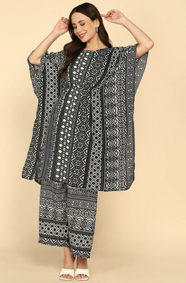 SARVOPAREE CREATION Women Kurta Palazzo Set