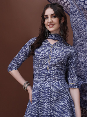 Youthnic Women Kurta Pant Dupatta Set