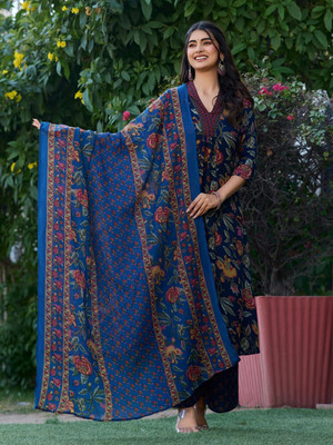 SHREE HARIJI TEXTILE Women Kurti Pant Attached Dupatta Set