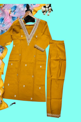 Rifashionv Women Kurta Pant Dupatta Set