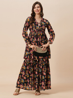 Globus Women Kurti Sharara Set