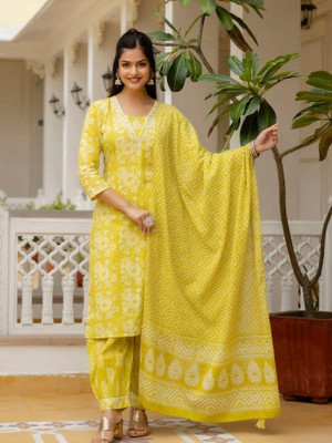 PARTHVI Women Kurta Patiala Dupatta Set