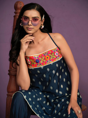 Youthnic Women Kurta Pant Set