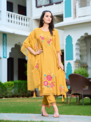 berrylicious Women Kurta Pant Dupatta Set