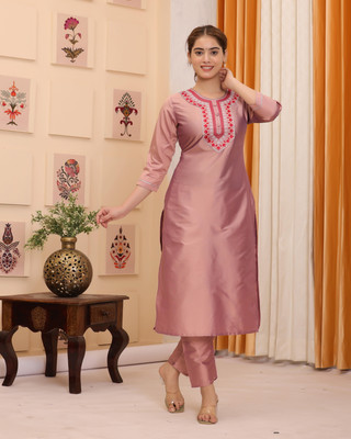 Nidhi Women Kurta Pant Set