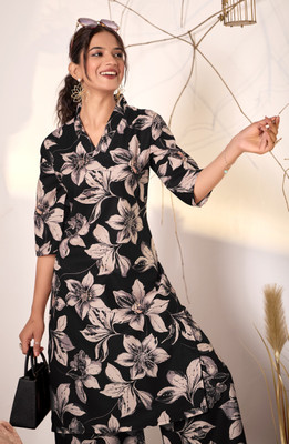 YOMLEX Women Floral Print Cape Top Kurta(Black)