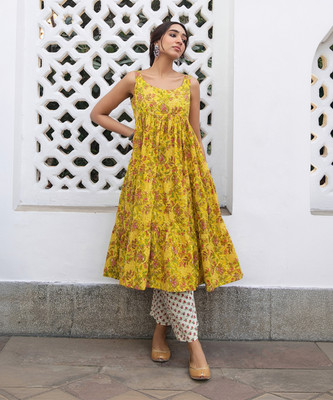 Janasya Women Kurta Pant Set