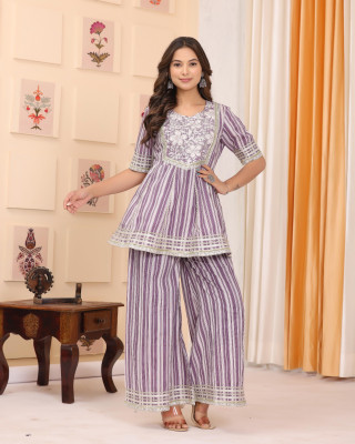 SHREE GOVINDAM TEXTILE Women Kurti Palazzo Set