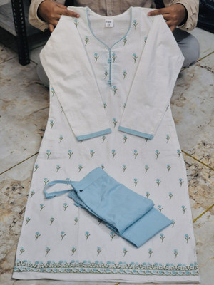 JIDI COLLECTION Women Kurti Pant Set