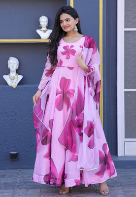 fabveelatextile Women Kurta Dupatta Set