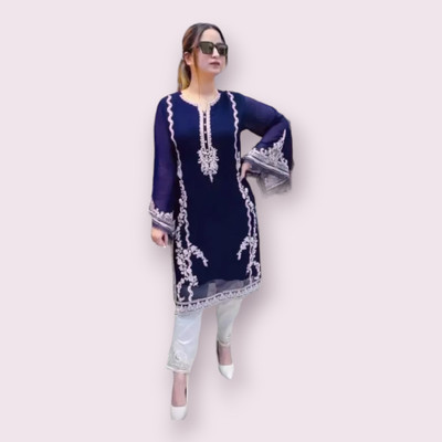 The Snizvi Women Kurta Pyjama Set