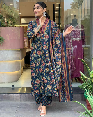 Knitts Fashion Women Kurta Palazzo Attached Dupatta Set
