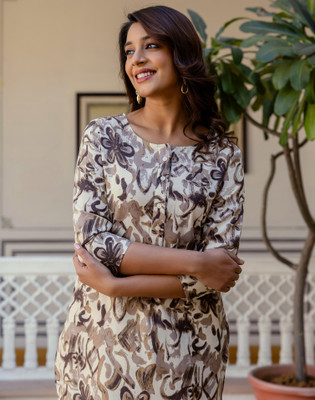 Skylee Women Kurta Pant Set