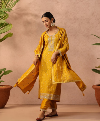 LIBAS Women Kurta Pant Set