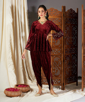 Shae by SASSAFRAS Women Kurta Dhoti Pant Set
